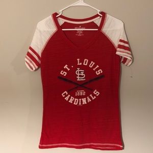🍷BOGO SALE NWOT Women’s STL Cardinals Fitted Tee